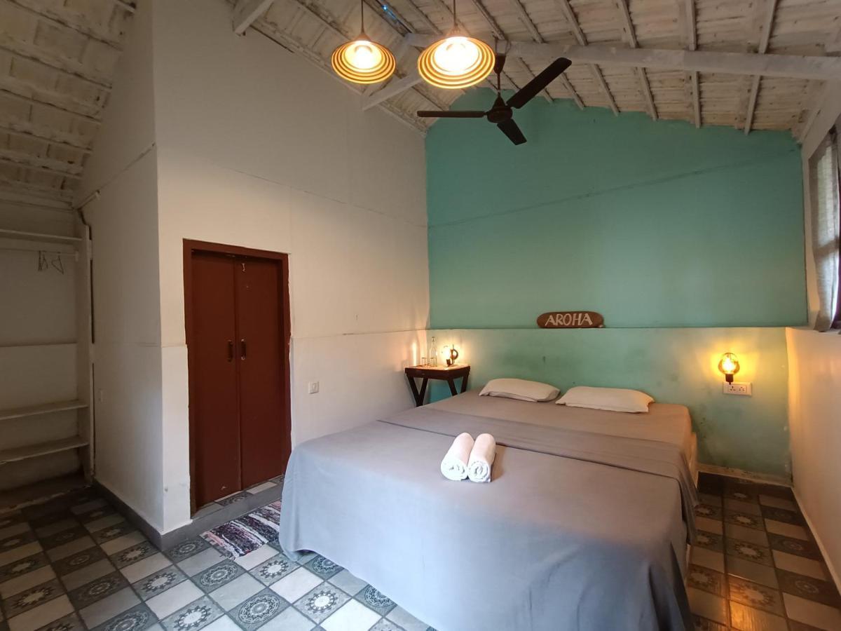 Hostel Calaila Varkala Exterior photo