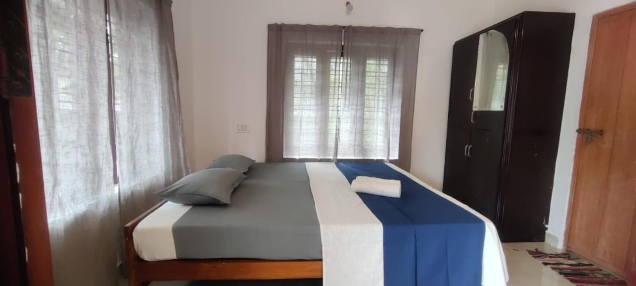 Hostel Calaila Varkala Exterior photo
