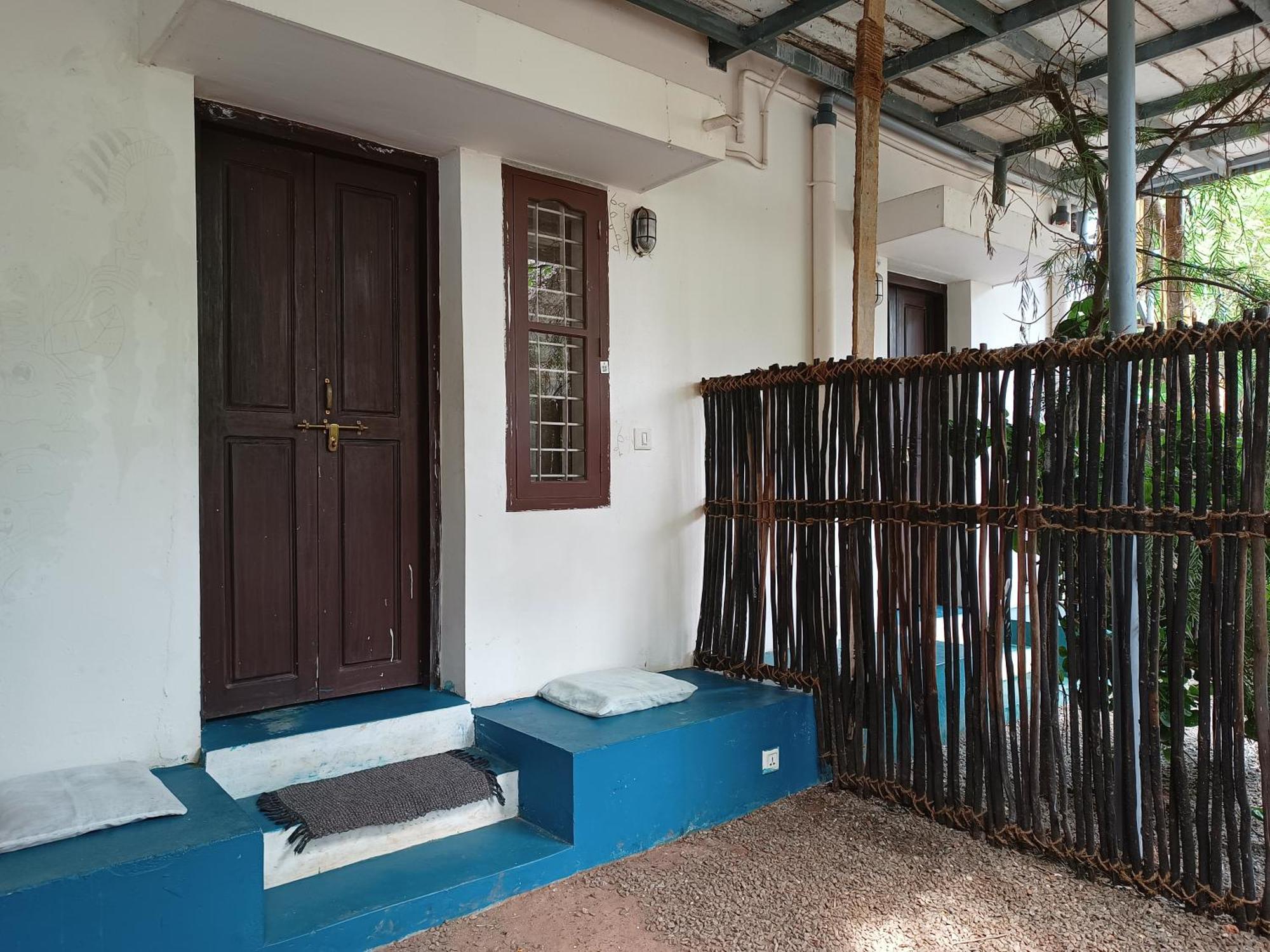 Hostel Calaila Varkala Exterior photo